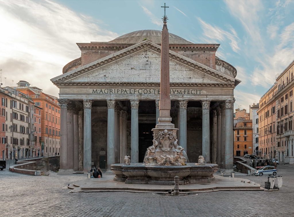 Qué ver en Roma: 15 imprescindibles y 2 tours 3 El Panteón de Roma y su óculo en la cúpula