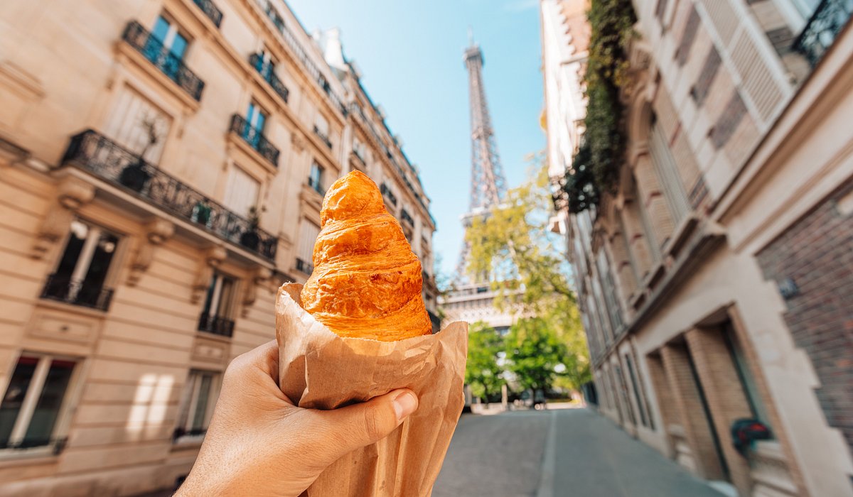 Croissant y café, la merienda clásica de París