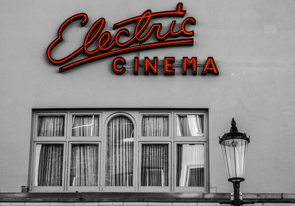 La fachada decorada del Electric Cinema en Portobello Road, Notting Hill.
